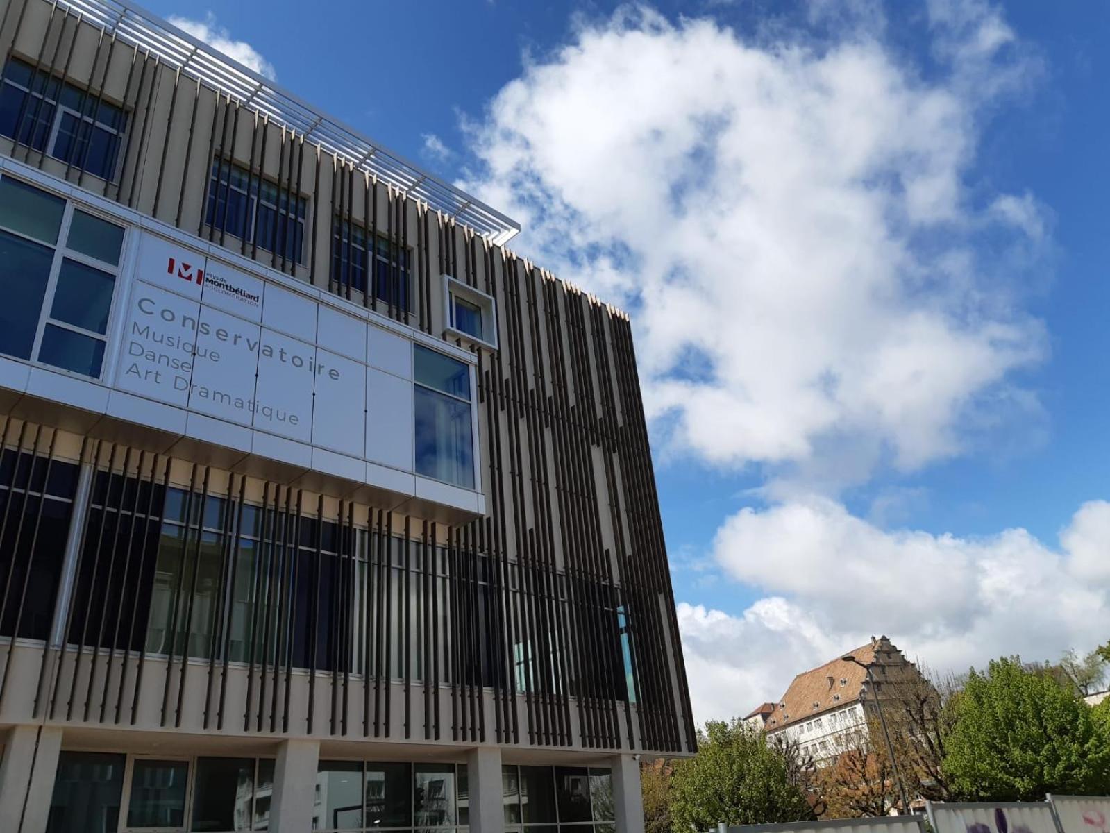 Studio De 30M² Hypercentre Tres Calme Montbéliard Eksteriør billede